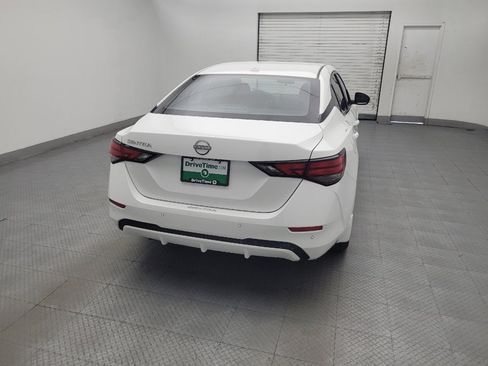 Used 2025 Nissan Sentra SV FWD image 7