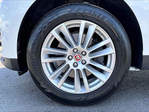 Used 2020 Jaguar F-PACE Prestige AWD/4WD image 35