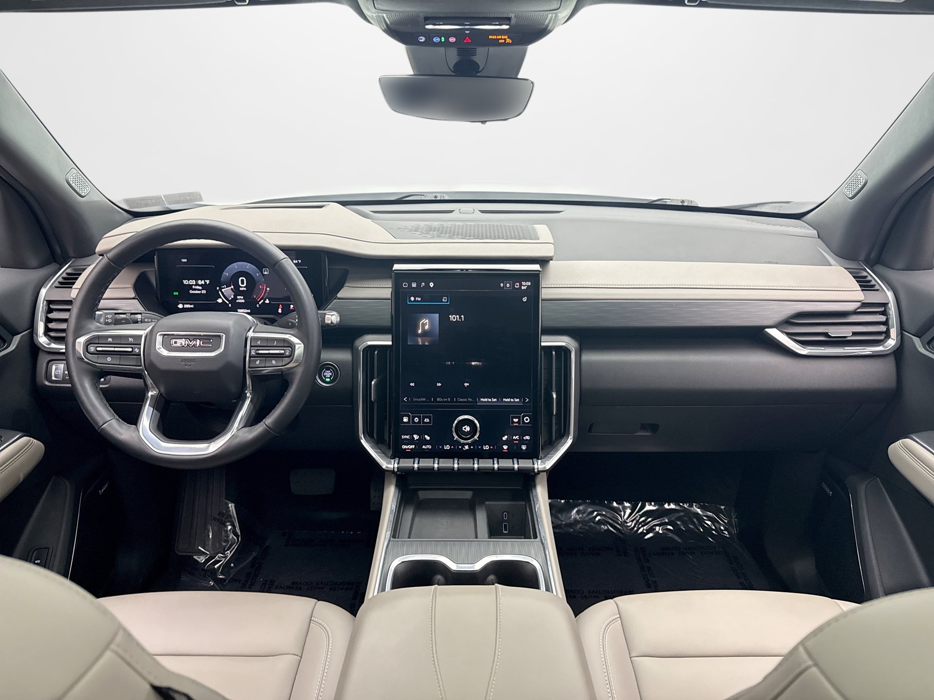 Used 2026 GMC Acadia Elevation w/ Elevation Premium Package FWD image 14