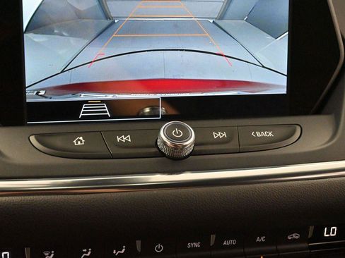 Used 2022 Chevrolet Blazer LT FWD image 22