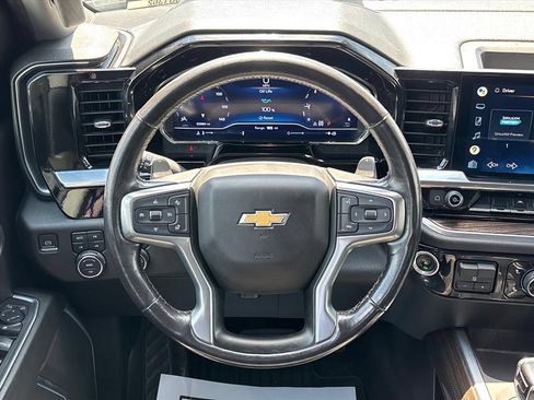 Used 2022 Chevrolet Silverado 1500 LT w/ Z71 Off-Road Package AWD/4WD image 23