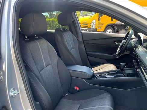 Used 2024 Honda Accord Sport image 8