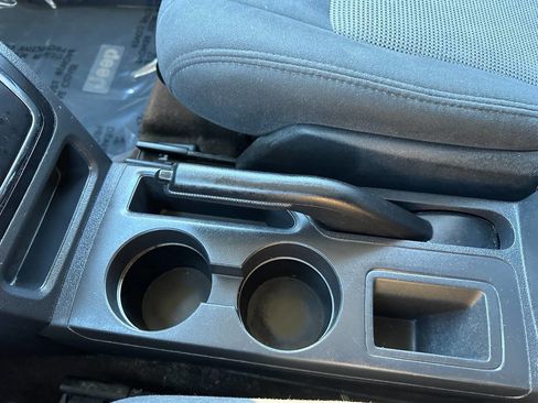 Used 2014 Jeep Patriot Latitude image 43