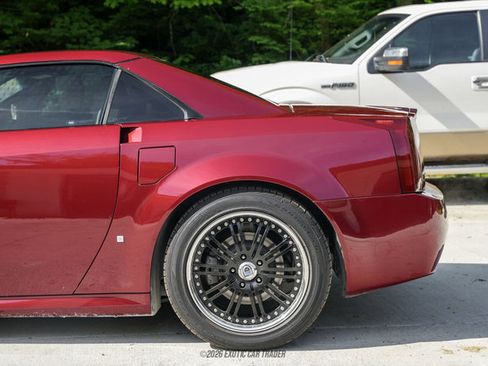 Used 2006 Cadillac XLR RWD image 78
