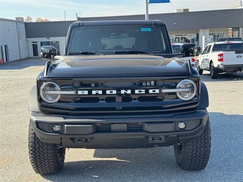 New 2025 Ford Bronco Outer Banks w/ Sasquatch Package image 8
