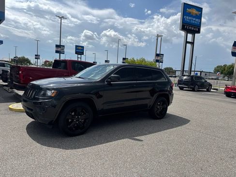 Used 2014 Jeep Grand Cherokee Altitude RWD image 1