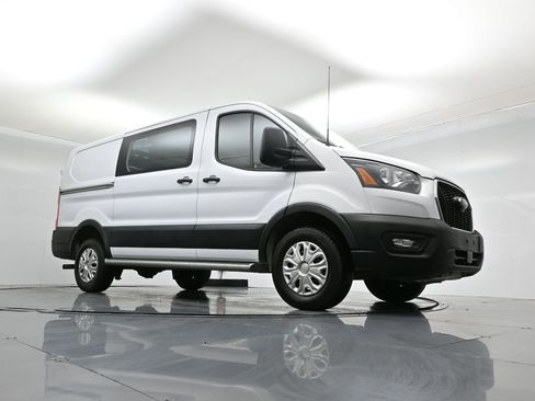 Certified 2023 Ford Transit 250 Low Roof w/ Exterior Upgrade Package image 4