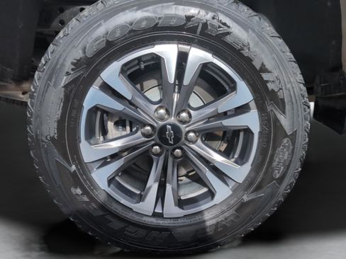 Used 2022 Chevrolet Colorado Z71 image 35