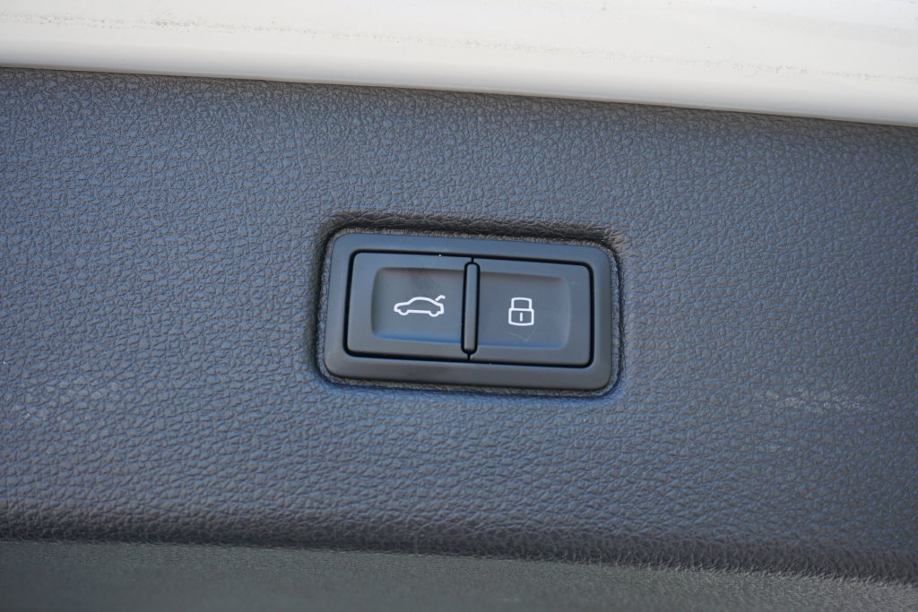 Used 2026 Audi Q7 3.0T Premium Plus AWD/4WD image 37