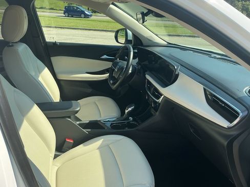 Used 2024 Buick Encore GX Sport Touring FWD image 25