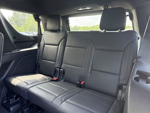 Used 2022 Chevrolet Tahoe LT w/ LT Signature Plus Package AWD/4WD image 14
