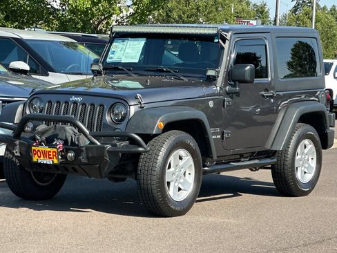 Used 2017 Jeep Wrangler Sport w/ Quick Order Package 24S AWD/4WD image 7