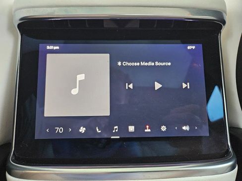 Used 2022 Tesla Model S Plaid image 55