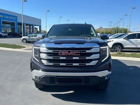 Used 2022 GMC Sierra 1500 SLE AWD/4WD image 29