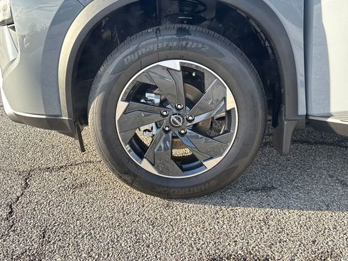 New 2026 Nissan Rogue SV image 27