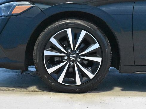 Certified 2024 Honda Civic EX-L image 26