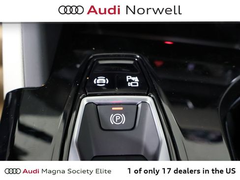 New 2026 Audi Q5 Premium image 4