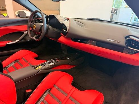 Used 2025 Ferrari 296 GTS RWD image 23