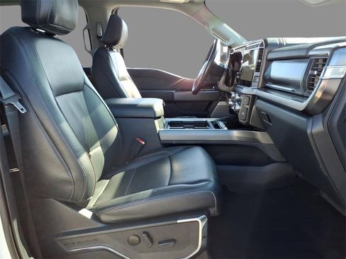 Used 2023 Ford F250 Lariat w/ Lariat Ultimate Package image 13