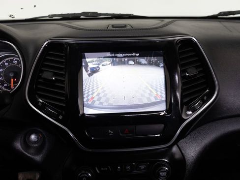Used 2020 Jeep Cherokee Limited w/ Trailer Tow Group AWD/4WD image 29