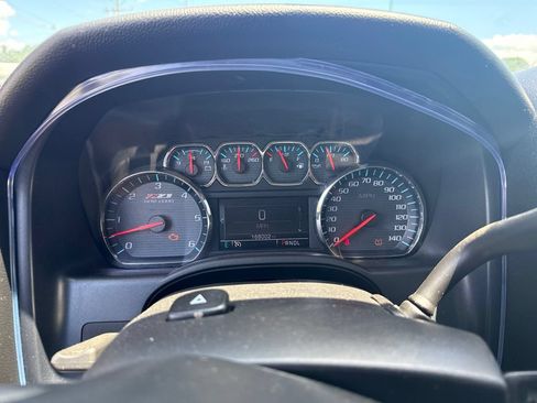 Used 2018 Chevrolet Silverado 1500 LT w/ All Star Edition AWD/4WD image 6