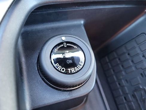 Certified 2025 Ford Expedition Max Active image 26