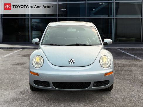 Used 2009 Volkswagen Beetle Coupe FWD image 6
