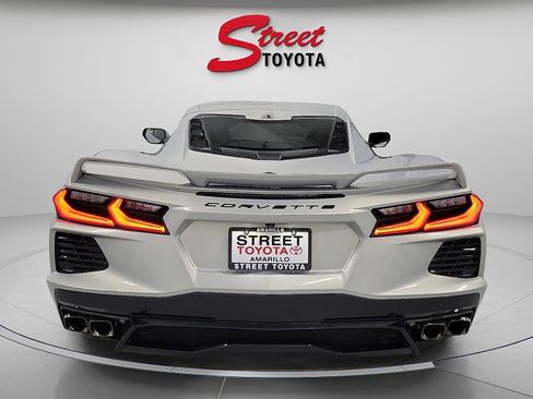 Used 2024 Chevrolet Corvette Stingray Preferred Cpe w/ Z51 Performance Package RWD image 3
