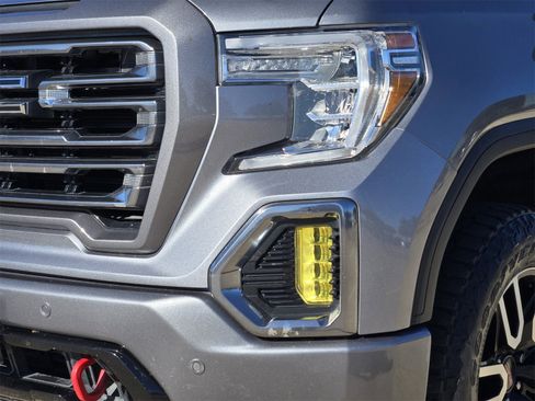 Used 2020 GMC Sierra 1500 AT4 w/ AT4 Premium Package image 8