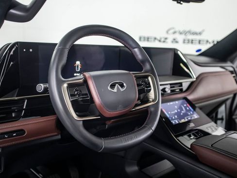 Used 2025 INFINITI QX80 Autograph w/ Autograph Exterior Package image 32