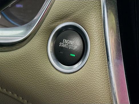 Used 2023 Chevrolet Traverse LT w/ LT Premium Package image 20