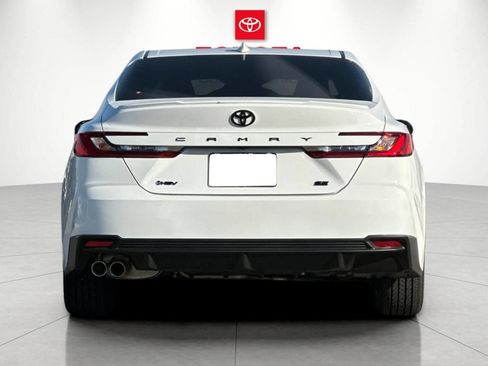 New 2026 Toyota Camry SE FWD image 4