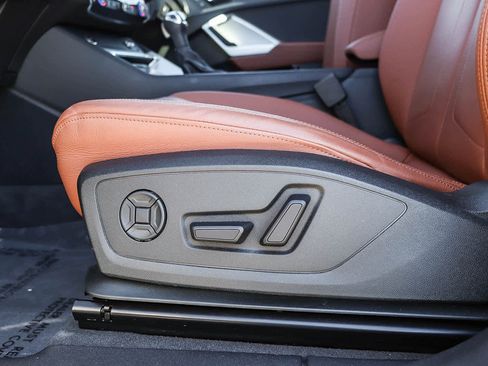 Used 2025 Audi Q3 2.0T Premium w/ Convenience Package image 26