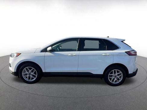 Used 2024 Ford Edge SEL AWD/4WD image 9