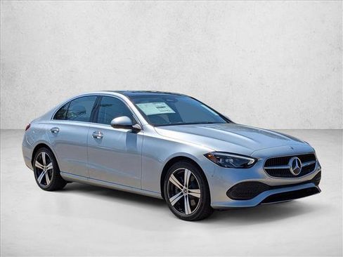 Used 2025 Mercedes-Benz C 300 Sedan image 7