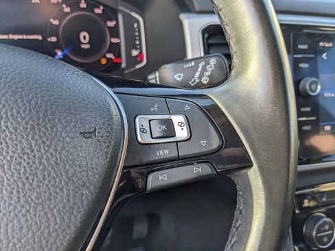 Used 2019 Volkswagen Atlas SEL Premium image 32