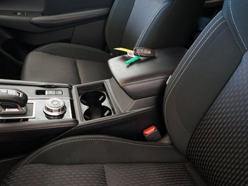 Used 2024 Mitsubishi Outlander ES image 25