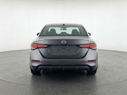 Used 2025 Nissan Sentra SV image 7