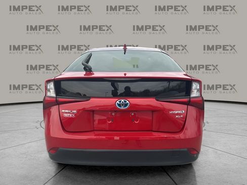 Used 2022 Toyota Prius XLE image 4