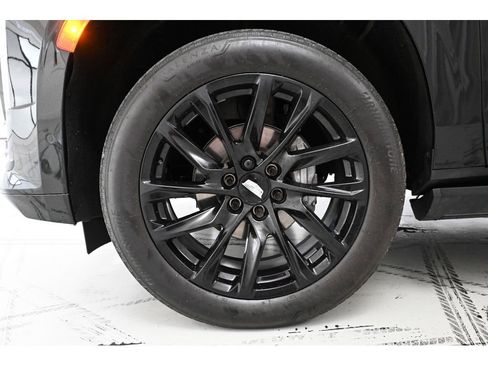 Certified 2024 Cadillac Escalade Sport w/ LPO, ONYX Package AWD/4WD image 25