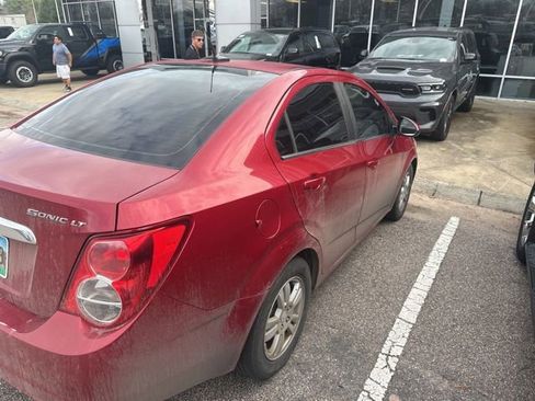 Used 2012 Chevrolet Sonic LT image 5