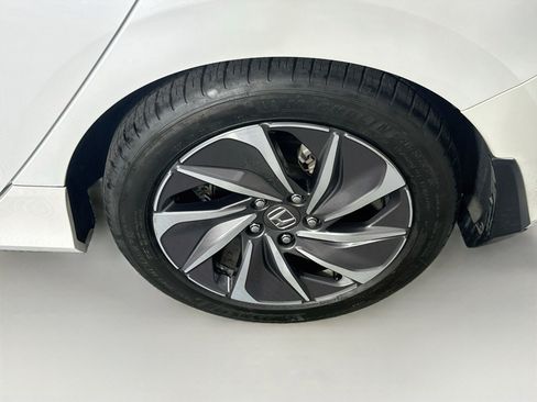 Used 2021 Honda Insight Touring image 11