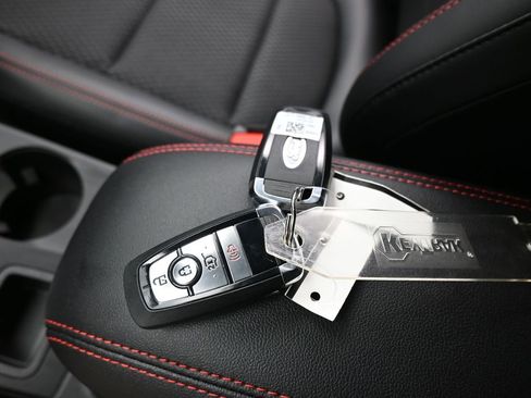 New 2025 Ford Escape ST-Line w/ Tech Pack #1 image 15