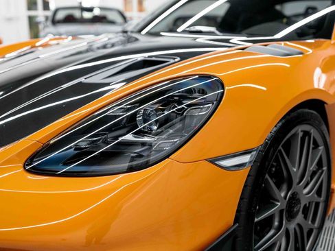 Used 2025 Porsche 718 Cayman GT4 RS image 11