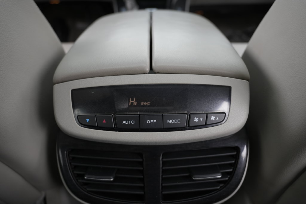 Used 2009 Acura MDX AWD/4WD image 38