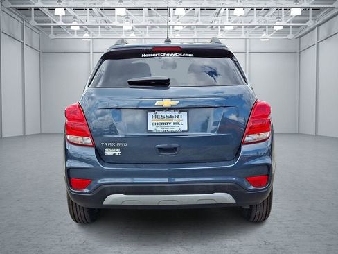 Certified 2022 Chevrolet Trax LT w/ LT Convenience Package AWD/4WD image 6