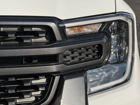 New 2025 Ford Ranger XLT w/ FX4 Off-Road Package image 5