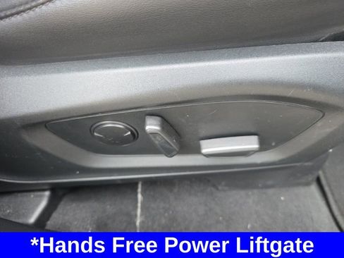 Certified 2022 Ford Explorer XLT w/ Equipment Group 202A image 12