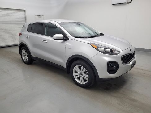 Used 2018 Kia Sportage LX AWD/4WD image 11