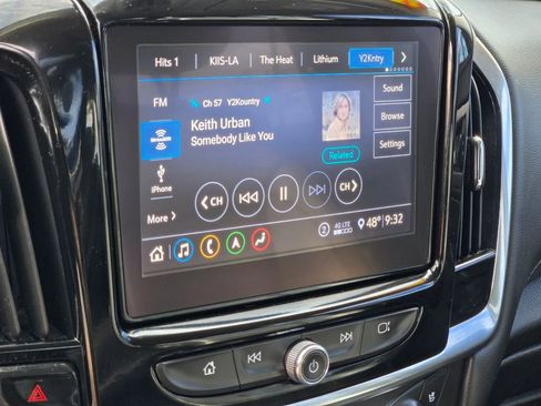 Used 2021 Chevrolet Traverse Premier w/ Redline Edition image 20